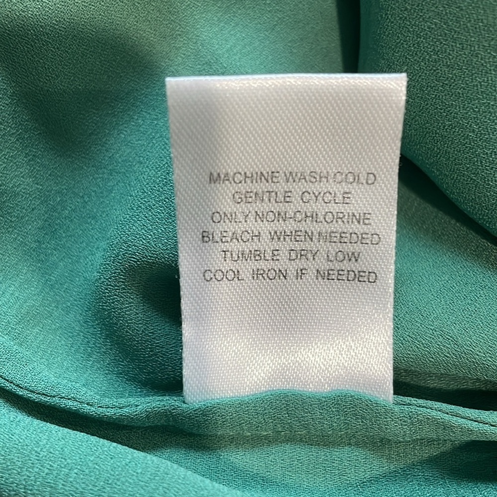 Daniel Rainn Floral Green Women's Top Small - Picture 9 of 9